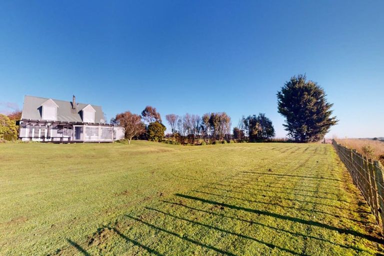 Photo of property in 354 Mingaroa Road, Halcombe, Feilding, 4779