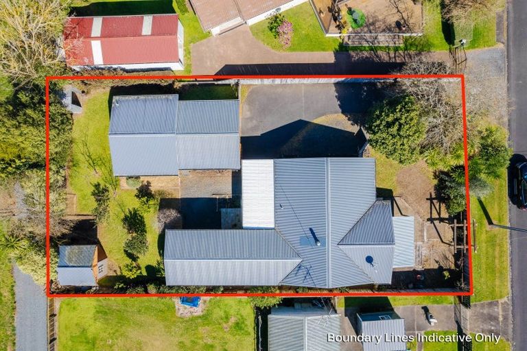 Photo of property in 37 Ross Street, Pirongia, 3802