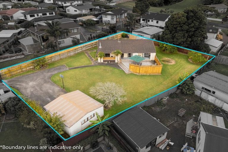 Photo of property in 5 Aronia Way, Goodwood Heights, Auckland, 2105