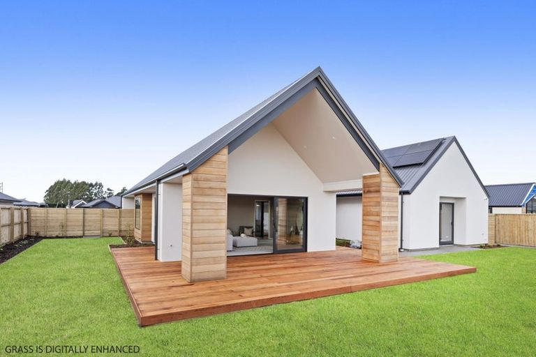 Photo of property in 90 Ridgeland Way, West Melton, 7618