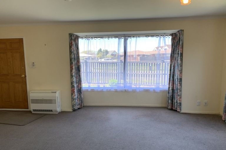 Photo of property in 1/65 Donnington Street, Parklands, Christchurch, 8083