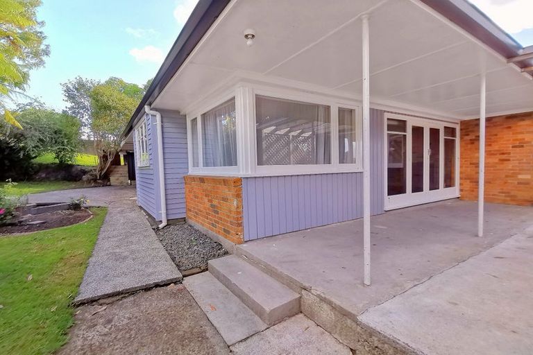Photo of property in 17 Landview Road, Parkvale, Tauranga, 3112