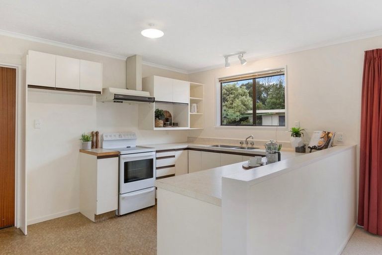 Photo of property in 126 Royal Park Drive, Parklands, Christchurch, 8083