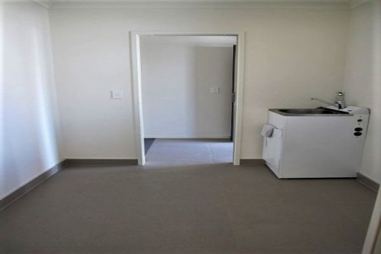 Photo of property in 52 Madison Terrace, Silverdale, 0932