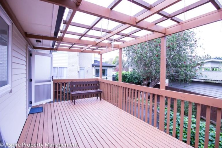 Photo of property in 19a Lynden Avenue, Hillcrest, Auckland, 0627