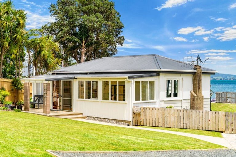 Photo of property in 1946 Whangarei Heads Road, Whangarei Heads, Whangarei, 0174
