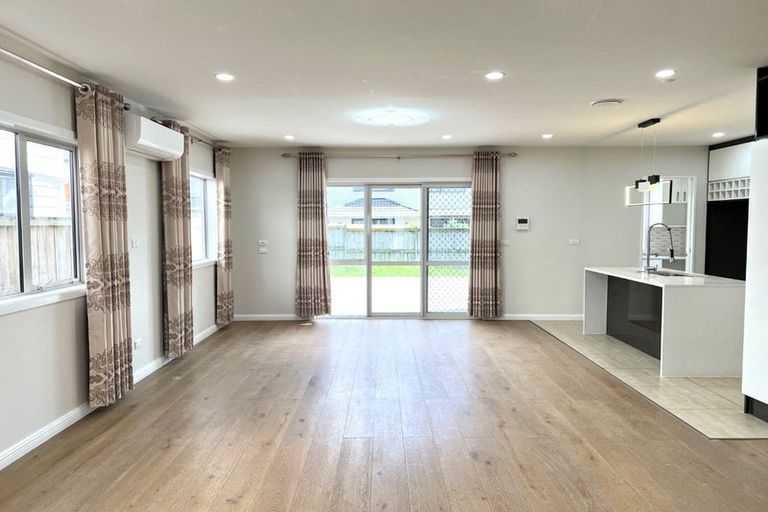 Photo of property in 21 Calcite Avenue, Flat Bush, Auckland, 2019