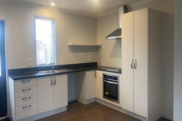 Photo of property in 72 Kaimoana Street, Weymouth, Auckland, 2103