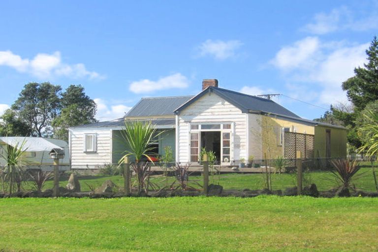 Photo of property in 11 Whimp Avenue, Onerahi, Whangarei, 0110