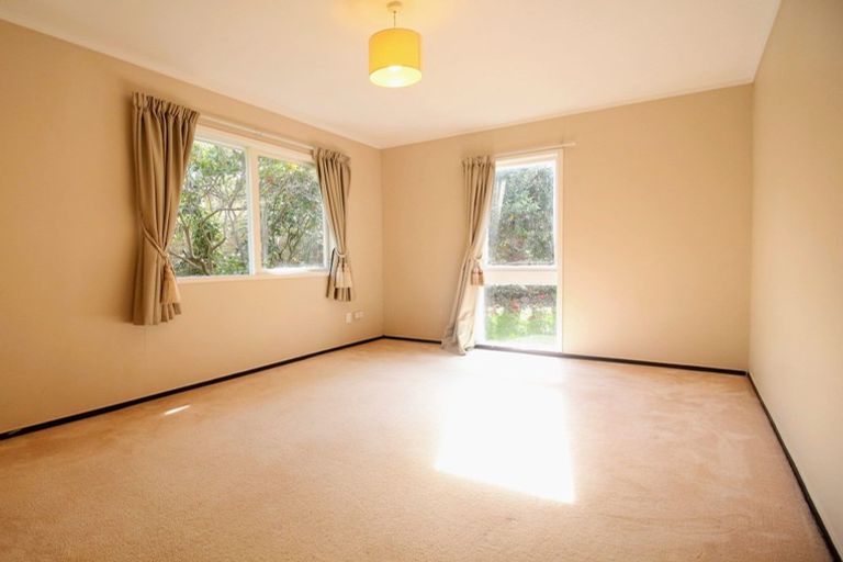 Photo of property in 51 Wyoming Avenue, Murrays Bay, Auckland, 0630