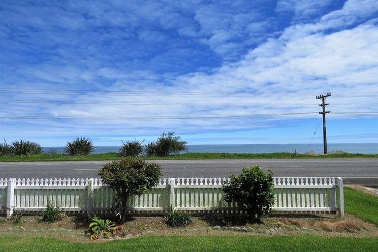 Photo of property in 166a Torea Street, Granity, 7823