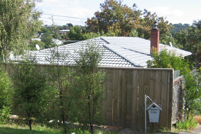 Photo of property in 1/526 Beach Road, Murrays Bay, Auckland, 0630