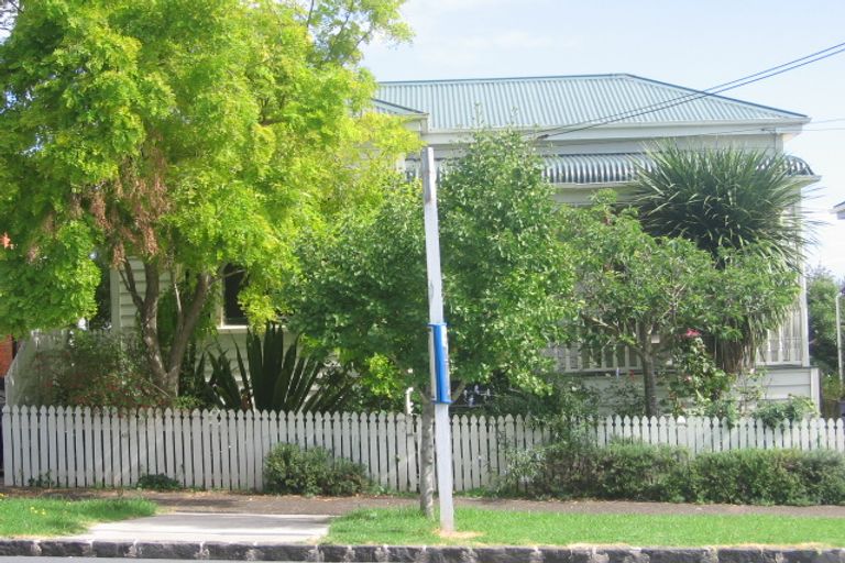 Photo of property in 29 Albert Road, Devonport, Auckland, 0624