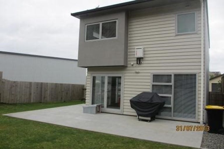 Photo of property in 32 Erlestoke Crescent, Churton Park, Wellington, 6037
