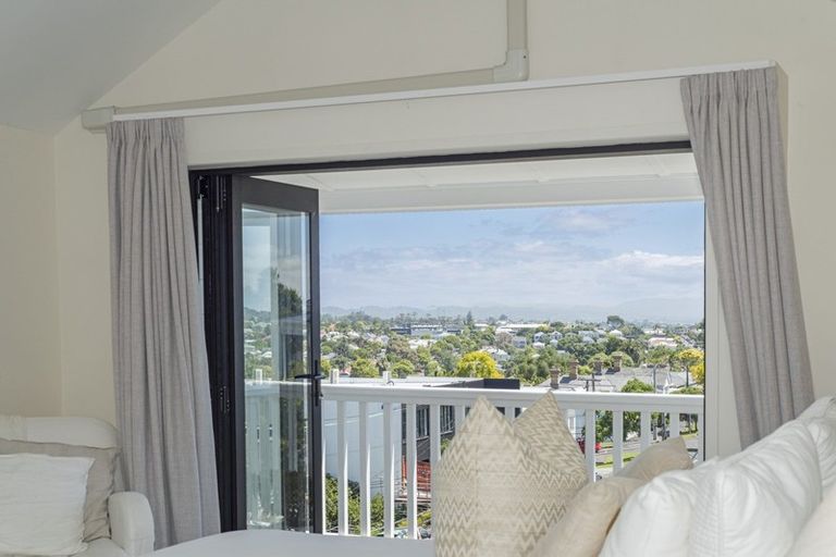 Photo of property in 4/10 Rose Road, Grey Lynn, Auckland, 1021