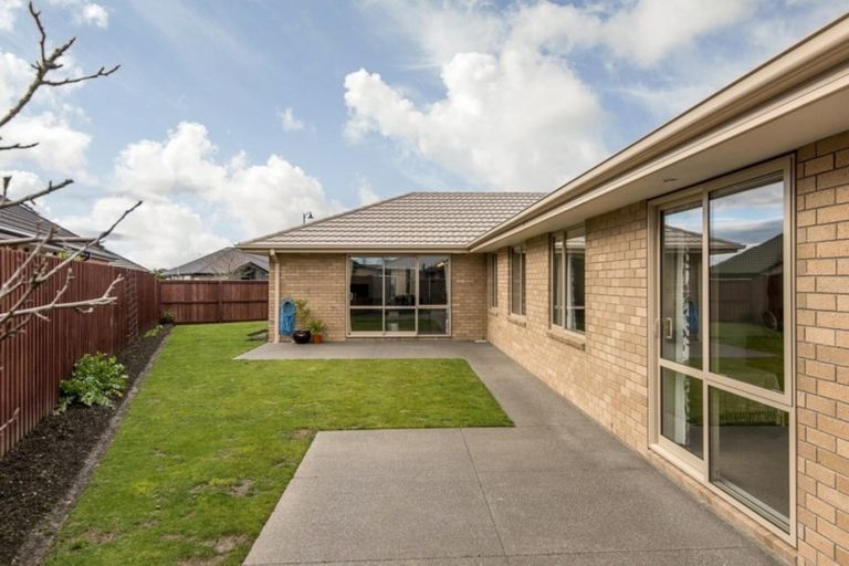 Photo of property in 47 Carradale Avenue, Broomfield, Christchurch, 8042