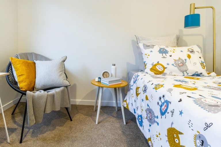 Photo of property in 98 Eriksen Road, Te Awa, Napier, 4110