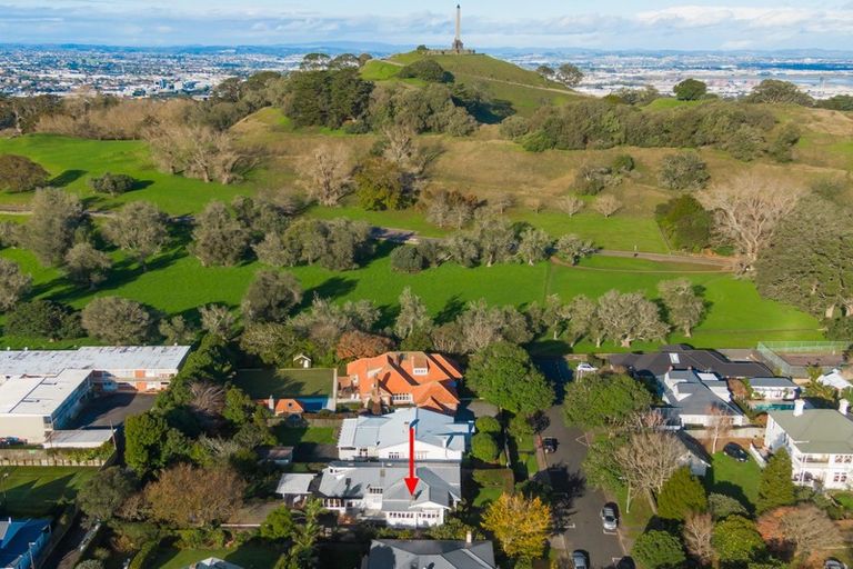 Photo of property in 22 Crescent Road, Epsom, Auckland, 1023