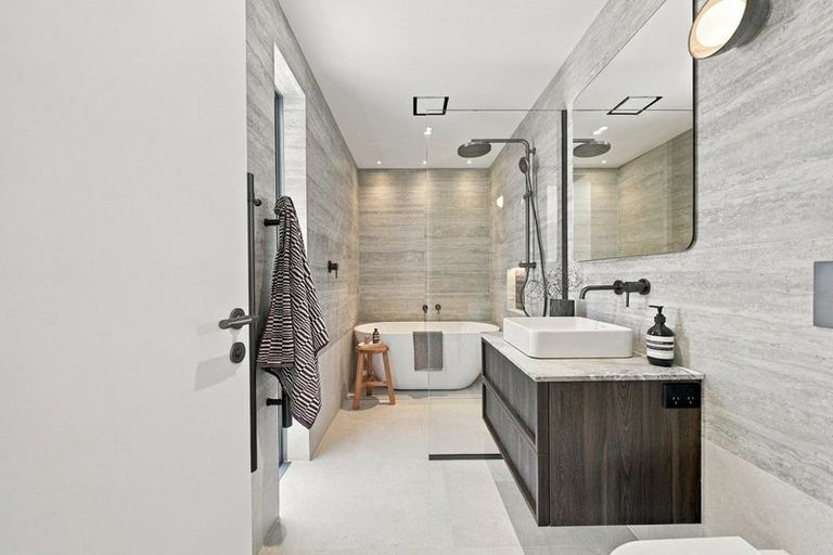 Photo of property in 183a Weston Road, St Albans, Christchurch, 8052
