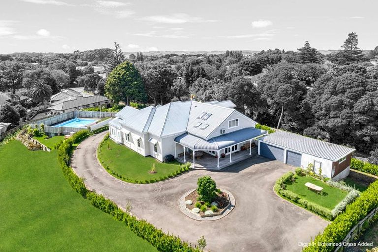 Photo of property in 163 Great North Road, Otamatea, Whanganui, 4501