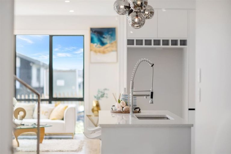 Photo of property in 97 Thomas Road, Flat Bush, Auckland, 2019