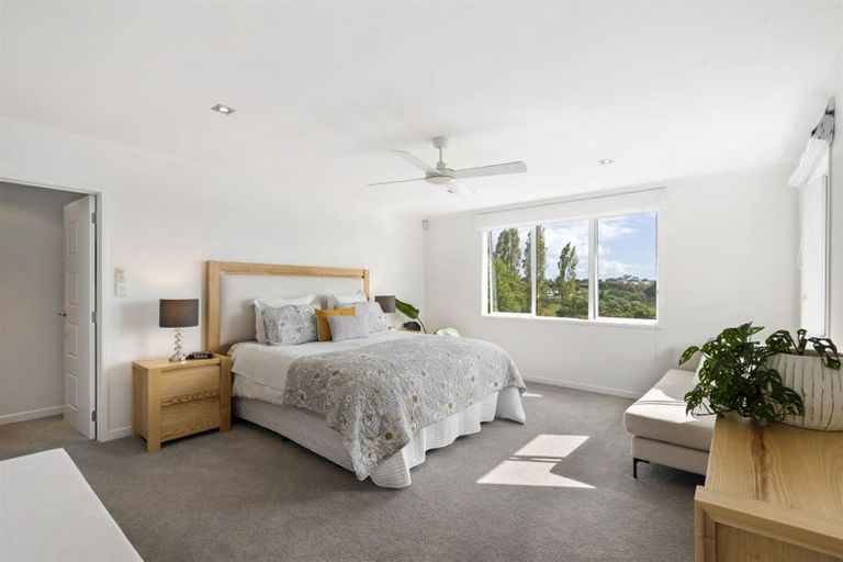 Photo of property in 68 Exmouth Road, Northcote, Auckland, 0627