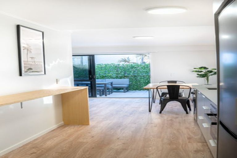 Photo of property in Atlas Apartments, 7/49 Maunganui Road, Mount Maunganui, 3116