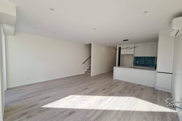 Photo of property in 12 Herekino Street, Westgate, Auckland, 0814