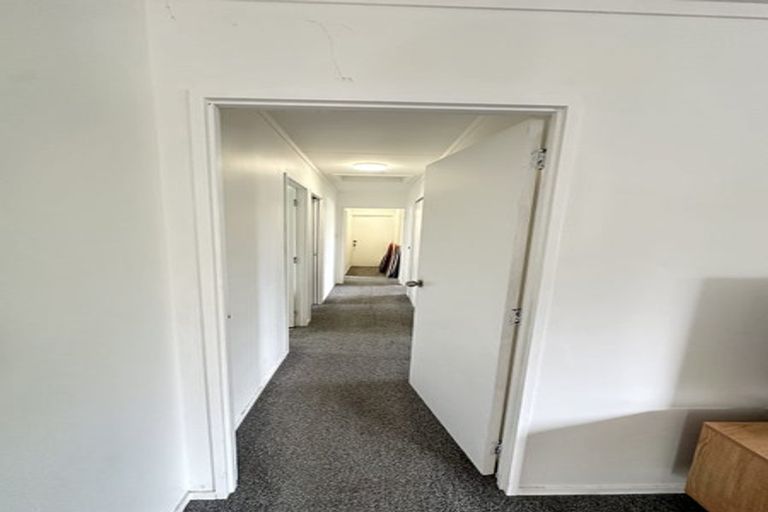 Photo of property in 14 Garton Drive, Massey, Auckland, 0614