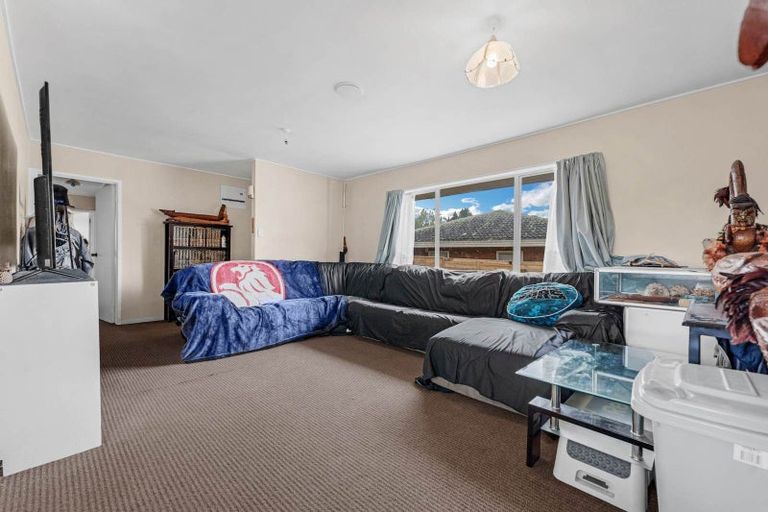 Photo of property in 20 Innismara Avenue, Wattle Downs, Auckland, 2103