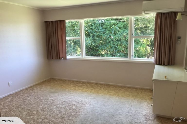 Photo of property in 42 Mcfarlane Street, Oakura, 4314