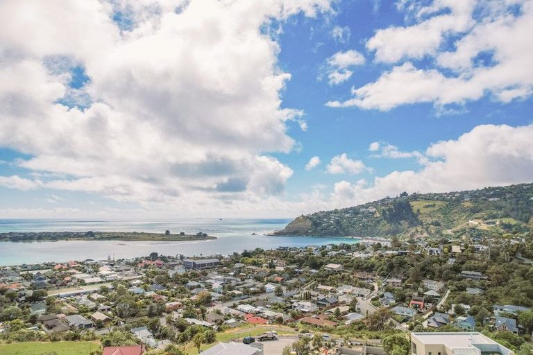 Photo of property in 29 Challenger Lane, Redcliffs, Christchurch, 8081