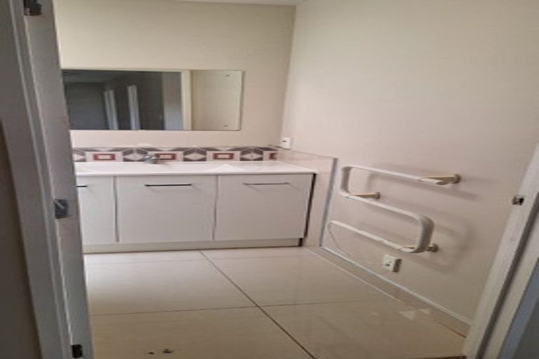 Photo of property in 5 Morewood Lane, Favona, Auckland, 2024