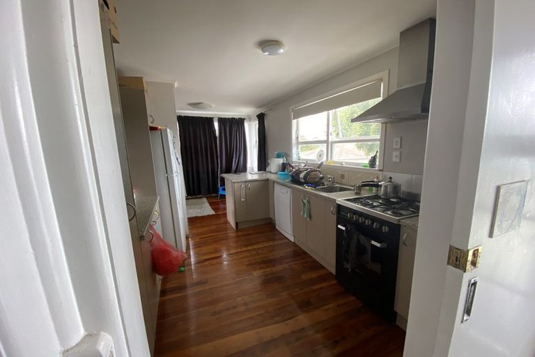 Photo of property in 57b Hepburn Road, Glendene, Auckland, 0602