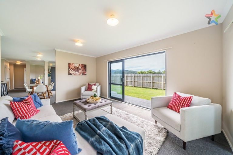 Photo of property in 24a Wainuiomata Road, Wainuiomata, Lower Hutt, 5014