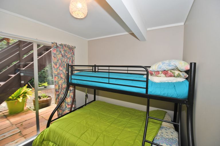 Photo of property in 21 Spray Crescent, Leigh, 0985