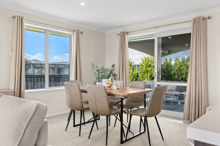 Photo of property in 1 Jeffs Way, Papamoa Beach, Papamoa, 3118