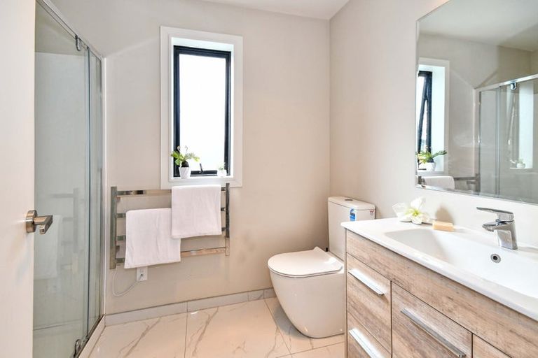 Photo of property in 27a Poruru Close, Papakura, 2110