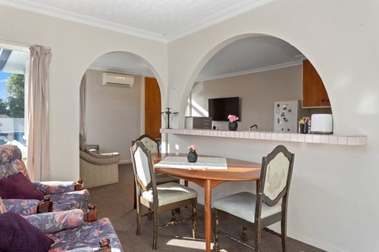 Photo of property in 54 Northcote Road, Northcote, Christchurch, 8052