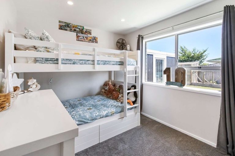 Photo of property in 72 Livingstone Avenue, Nawton, Hamilton, 3200