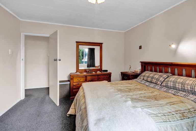 Photo of property in 10 Pitt Street, Normanby, Hawera, 4614