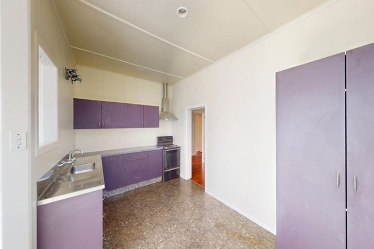 Photo of property in 36 Kawatiri Avenue, Gonville, Whanganui, 4501