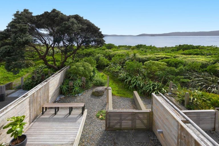 Photo of property in 17 Boardwalk Lane, Seatoun, Wellington, 6022