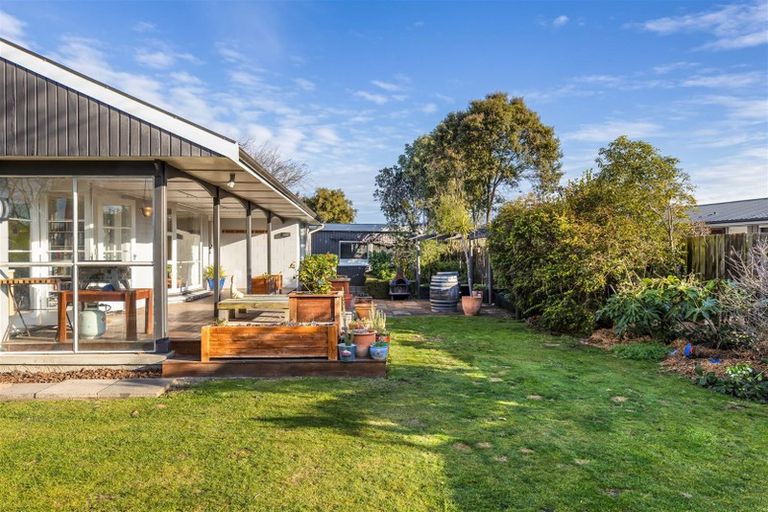 Photo of property in 7a Skye Place, Burnside, Christchurch, 8053