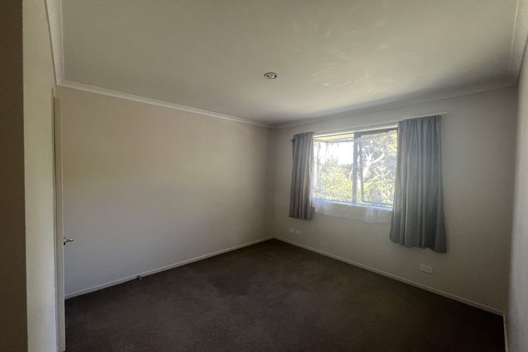 Photo of property in 68 Attwood Road, Paremoremo, Auckland, 0632