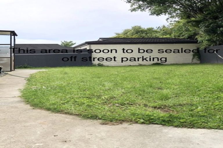 Photo of property in 2/11 Siska Place, Upper Riccarton, Christchurch, 8041