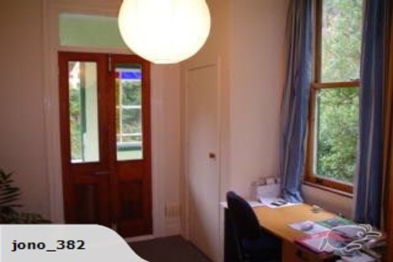 Photo of property in 143 Wadestown Road, Wadestown, Wellington, 6012