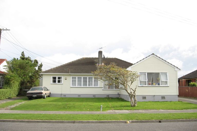 Photo of property in 7 Dempsey Street, Naenae, Lower Hutt, 5011