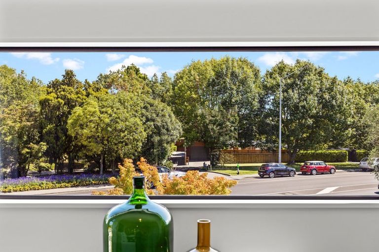 Photo of property in 2/11 Carlton Mill Road, Merivale, Christchurch, 8014