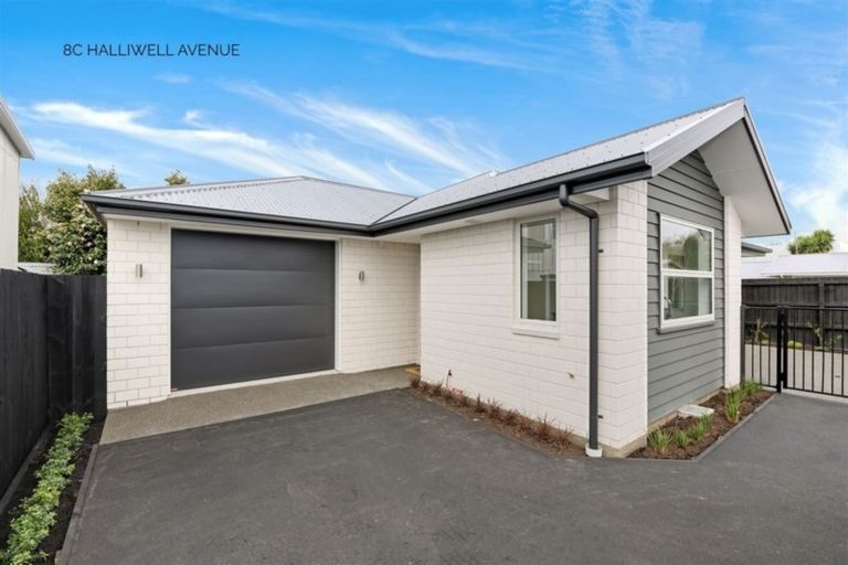 Photo of property in 8c Halliwell Avenue, Papanui, Christchurch, 8052